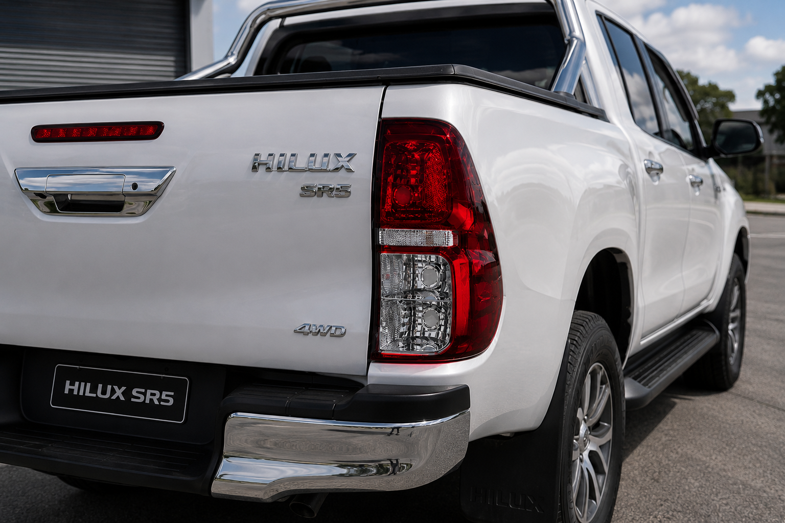 Toyota Hilux 2WD 4WD SR SR5 UTE 2015-2020 TGN/KUN LH+RH Pair Tail Light Lamp